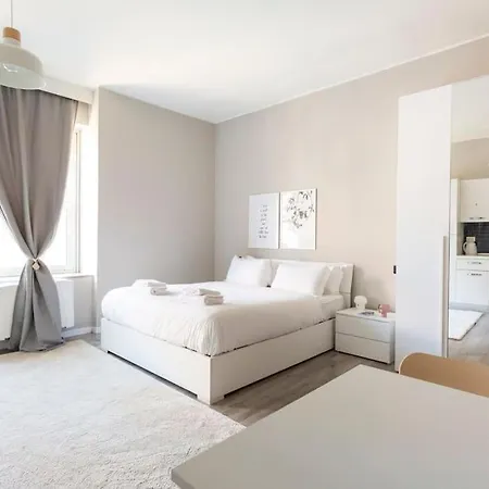 Hacca Collection - Buenos Aires & Station * ميلان