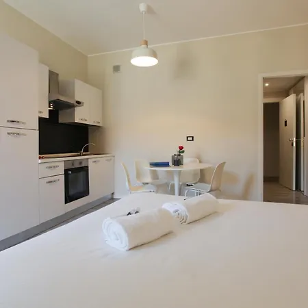 Hacca Collection - Buenos Aires & Station شقة ميلان